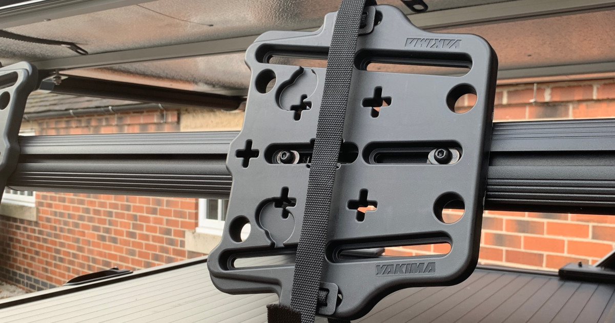 Direct4x4's tweet image. Emergency Recovery Traction Sand Tyre Track Brackets to fit to our Adaptable Adjustable Cargo Rack now exclusively available on our website:

direct4x4.co.uk/products/emerg…

✅ Strong ABS plastic
✅ No drilling required
✅ Velcro straps for quick setup