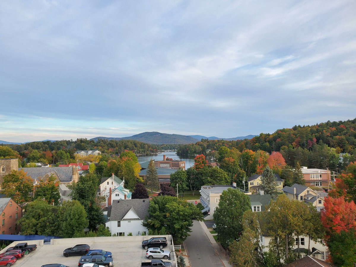 HotelSaranac's tweet photo. We fall in love with fall weddings! We still have a few dates available for the fall of 2022 and booking into 2023! Reach out to our amazing Catering Manager, Myra, for more information! 518-891-6900 https://t.co/ODuGrNES2t