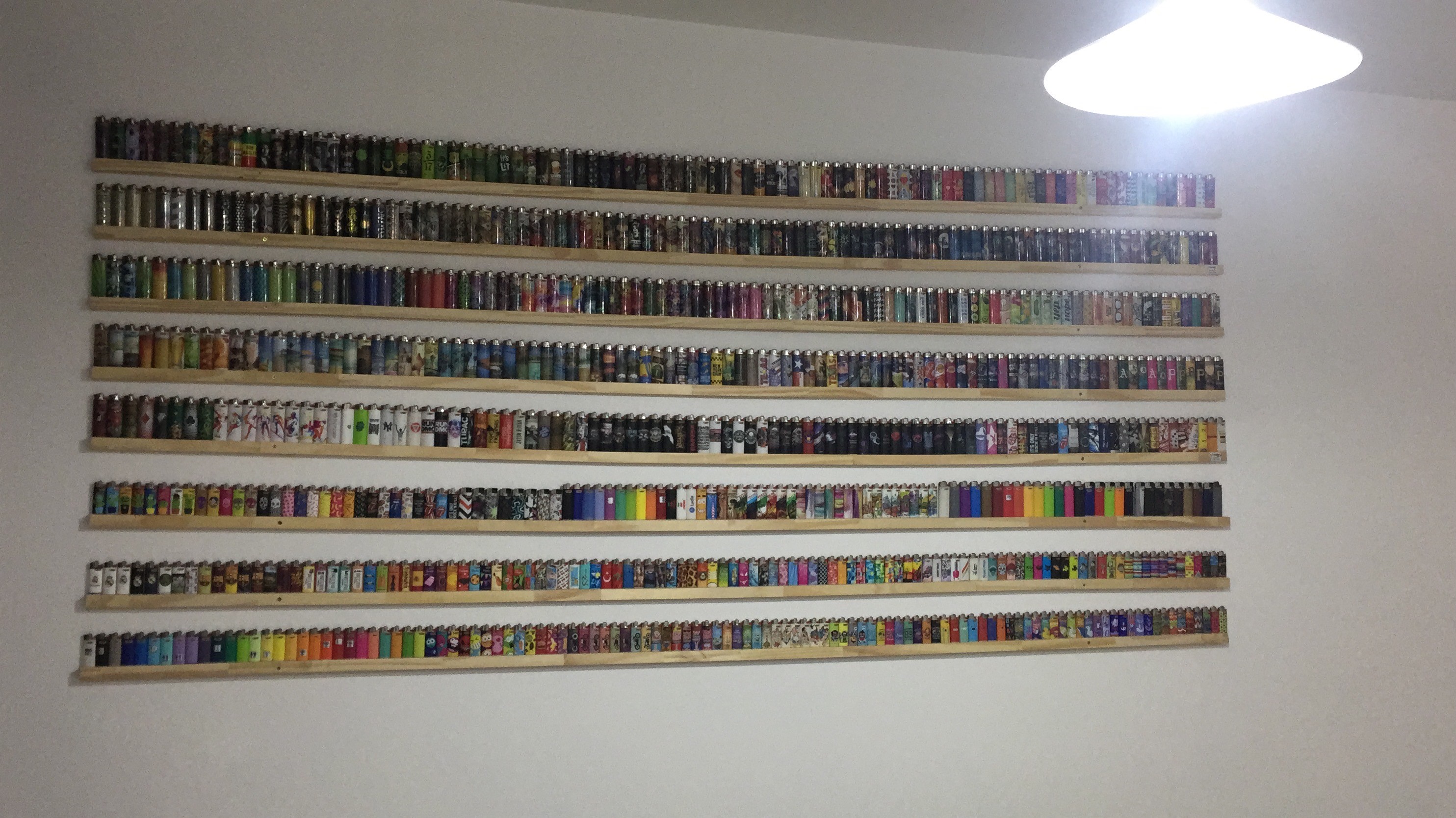 blik opretholde akavet BIC on Twitter: "Is this the largest personal collection of #BIClighters in  the world? Federico de Sousa, a resident of Argentina, began his collection  15 years ago and now owns more than