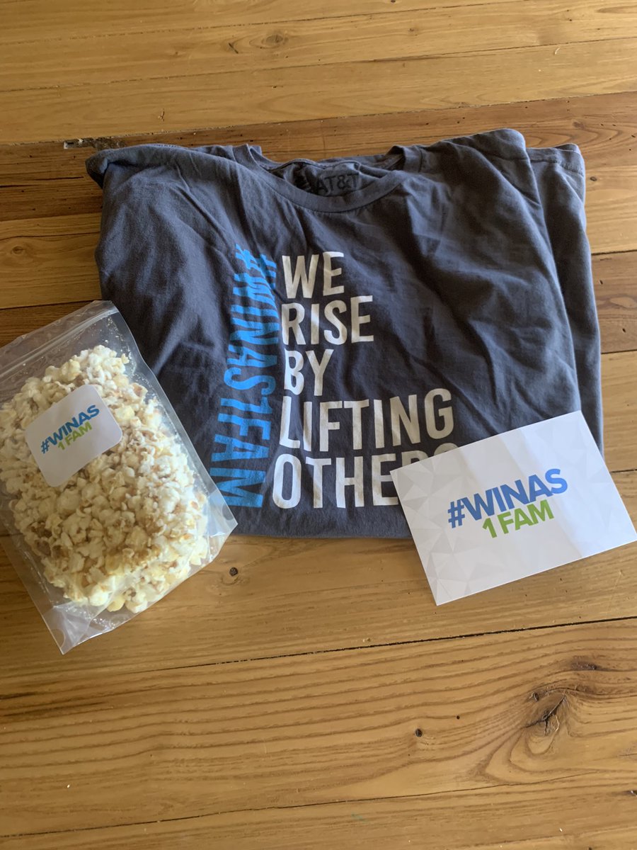 Sarah Lowe tweet media