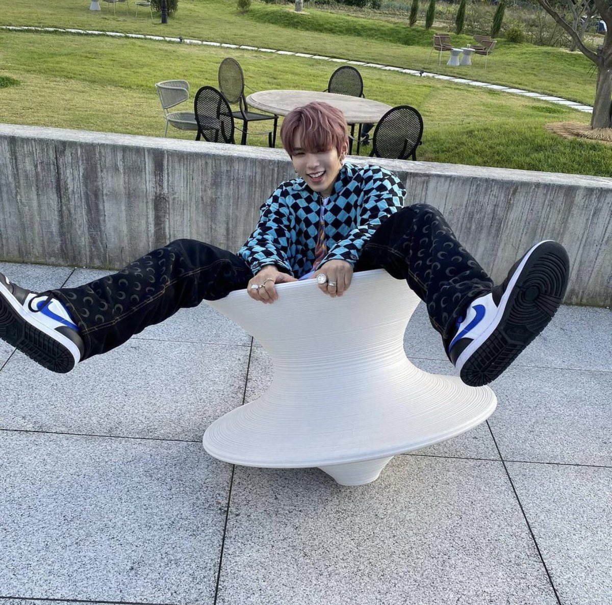 1108xim's tweet photo. お誕生日おめでとう〜！！🦦🤍
タロくんのダンス、可愛さ全て大好きです！
これからの活躍に期待してるね！ファイティン！！❤️‍🔥

#NCTショウタロウ_お誕生日おめでタロ
#타로의_둘둘번째생일_축하하러왔쇼 
#HAPPYSHOTARODAY https://t.co/rFnPROrPxd