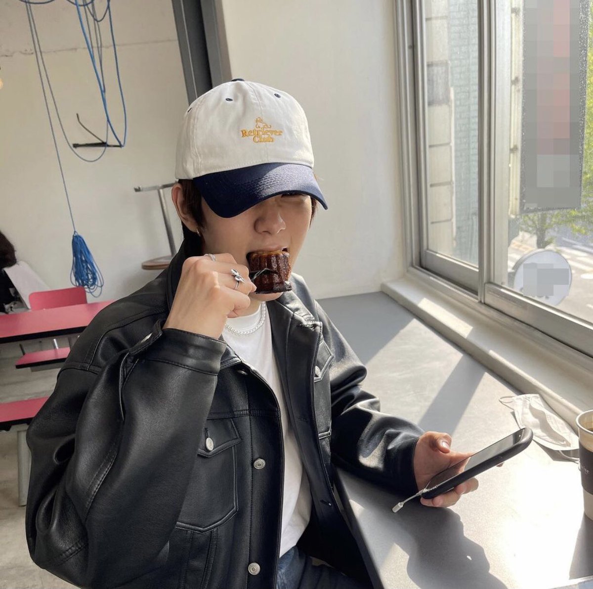 1108xim's tweet photo. お誕生日おめでとう〜！！🦦🤍
タロくんのダンス、可愛さ全て大好きです！
これからの活躍に期待してるね！ファイティン！！❤️‍🔥

#NCTショウタロウ_お誕生日おめでタロ
#타로의_둘둘번째생일_축하하러왔쇼 
#HAPPYSHOTARODAY https://t.co/rFnPROrPxd