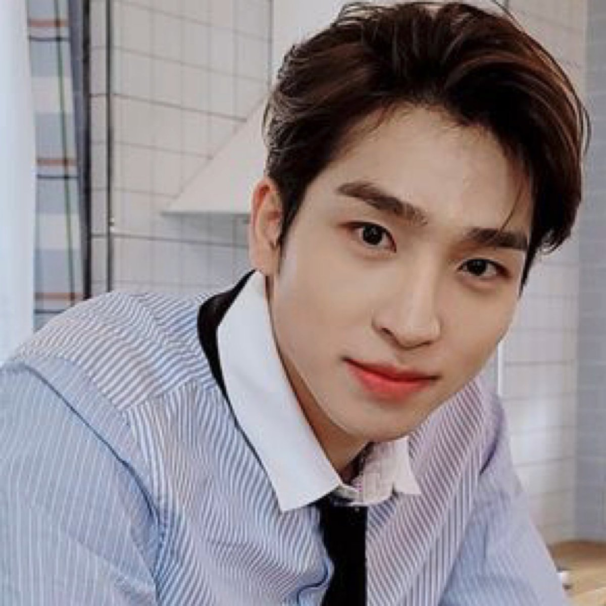 LEADERFILEZ's tweet image. this sangyeon and this bangchan 

#SANGYEON #BANGCHAN #STRAYKIDS #THEBOYZ