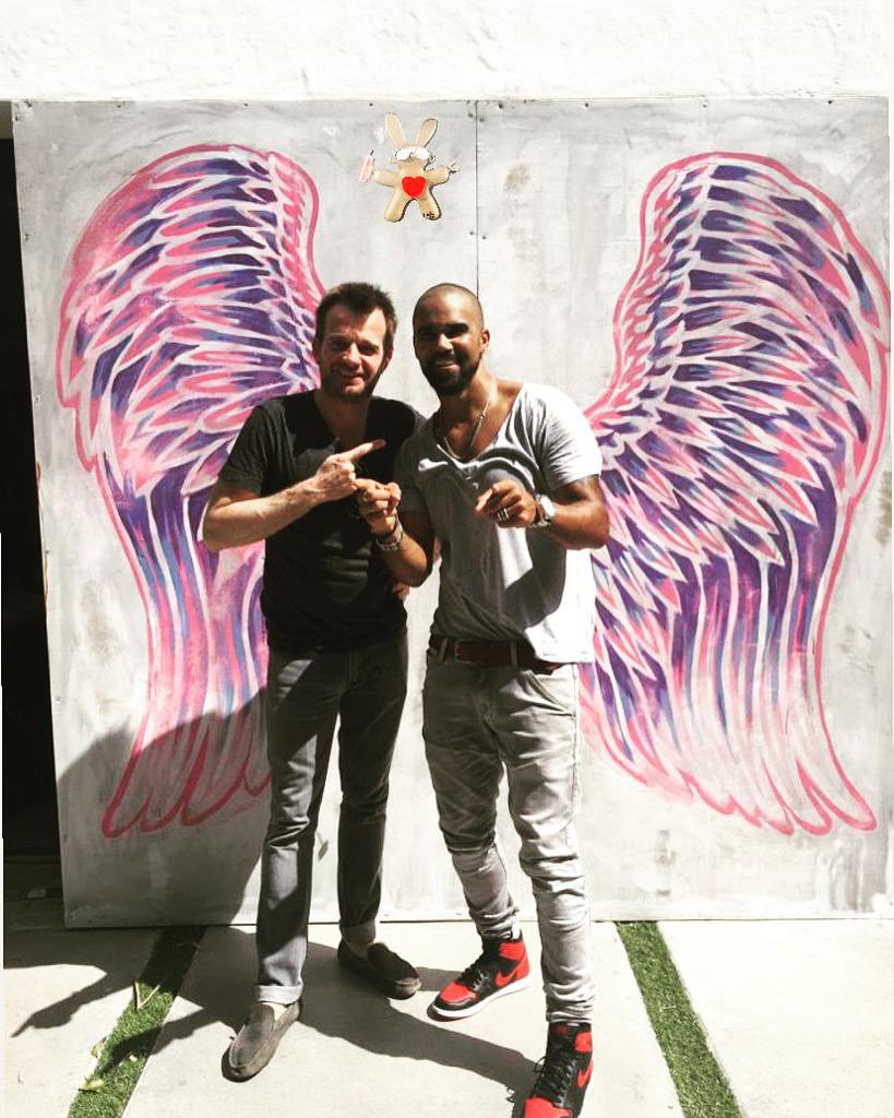 Thanks my friend <a href="/shemarmoore/">Shemar Moore</a> for loving my #art from #Hollywood with #shemarmoore he loves my #lulu28 #popart #streetart #misterlucat <a href="/ChampopG/">Champop Galerie</a>