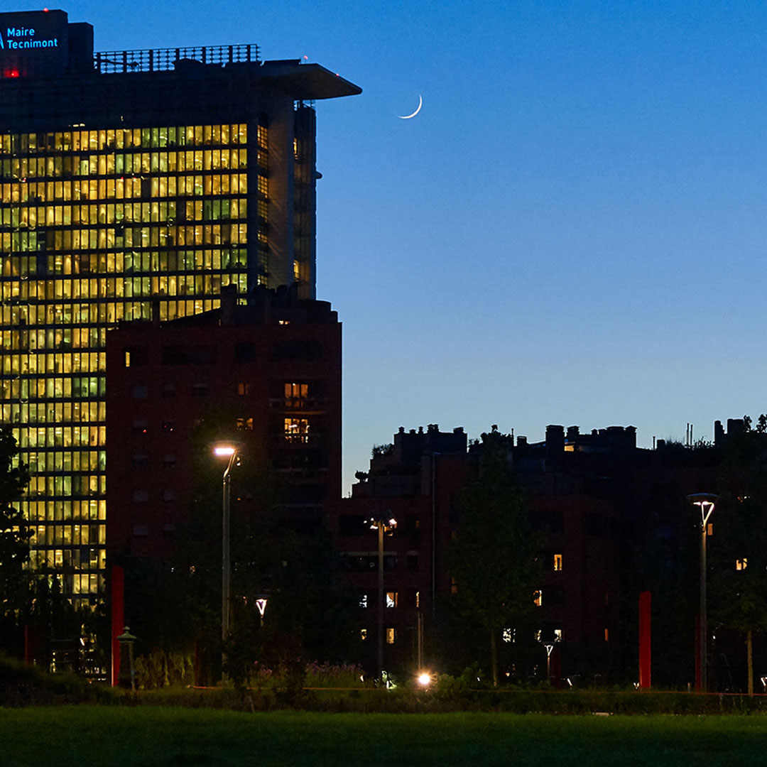iGuzzini tweet media