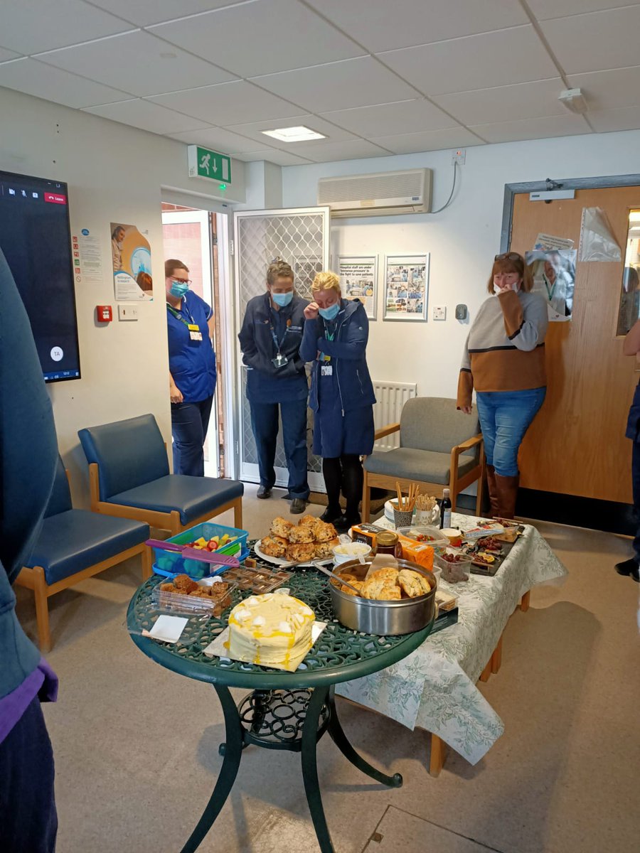 Laura Bathe tweet media