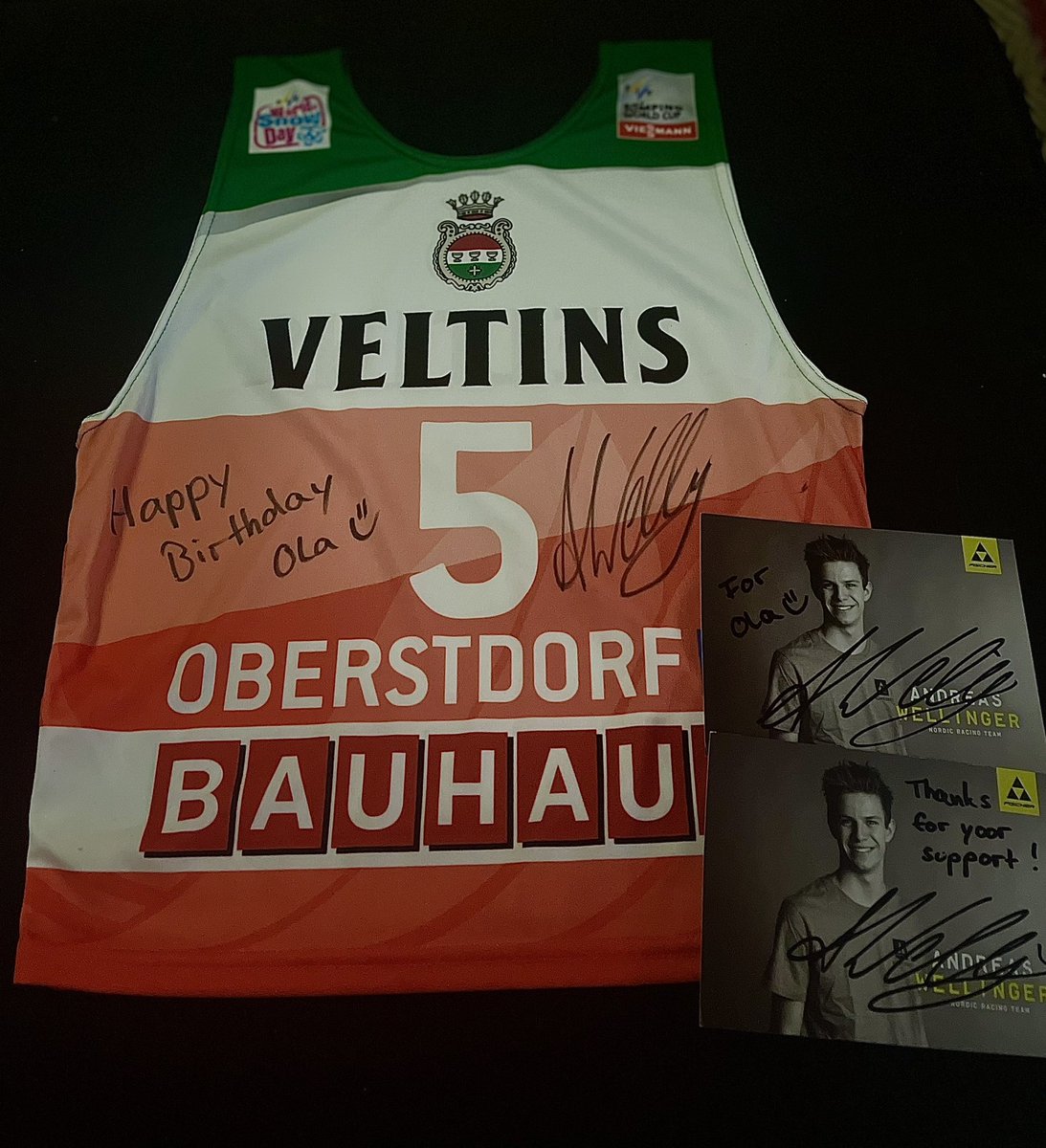 alemosiaa's tweet photo. wow…nie mam pojęcia co mam powiedzieć to spełnienie jednego z moich najskrytszych marzeń🥺 dziękuje ci z całego serducha welli!! love you❤️
mam ewidentnie najlepsze przyjaciółki na świecie ,dziękuje za to wszystko co dla mnie zrobiłyście jesteście niezastąpione #teamwellinger 🤞🏻 https://t.co/aAL8JGH1M4