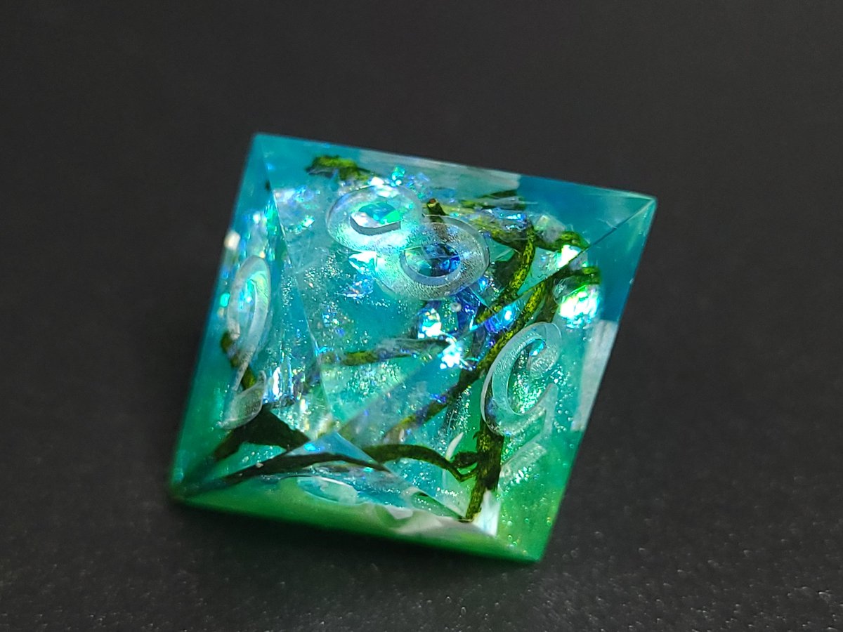 AlchemicalGems tweet picture