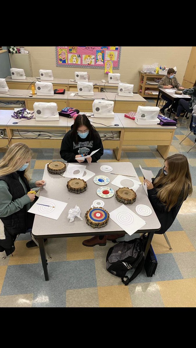 It won’t be long until curlers arrive for the Scotties so we have all hands on deck! Our very own grade 11 &amp; 12 students from Carberry Collegiate are hard at work creating the center pieces for the banquet today. Thanks guys! #community #curlcarberry <a href="/curlmanitoba/">CurlManitoba</a>