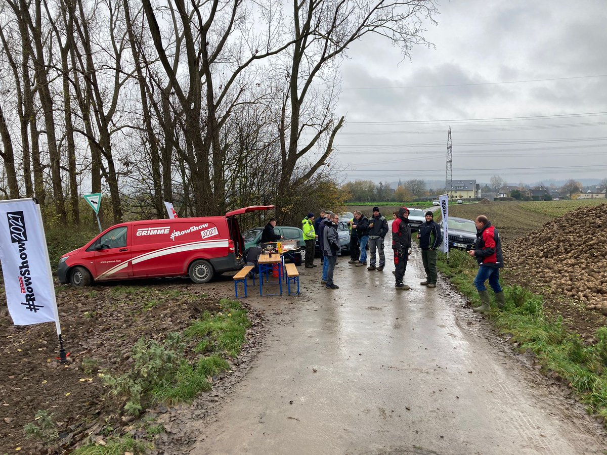 GRIMMEGroup's tweet photo. #RowShow2021
The last events of our #RowShow with the REXOR 6300 Platinum are over and we would like to thank you all for the great engagement. But two or three last events are still on the plan π Stay tuned.
#GRIMME #GRIMMEGroup #REXOR https://t.co/UutRv79Gvz