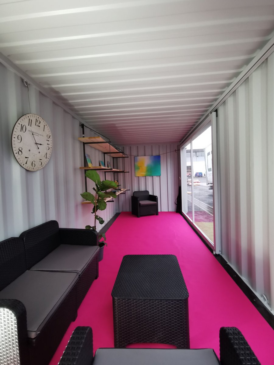 MouvBox's tweet photo. 🌿 Découvrez notre ZEN-BOX ✅ https://t.co/kQqqyUogxq
Ce modèle offre de multiples usages
C’est le #PoolHouse au fond de votre jardin🌴
🛍️ C’est aussi votre point d’accueil &amp; billetterie ou bien encore #ateliervelo

#mouvboxfrance #mouvbox #conteneurmaritime #conteneur #container https://t.co/p1b2iSyDgI