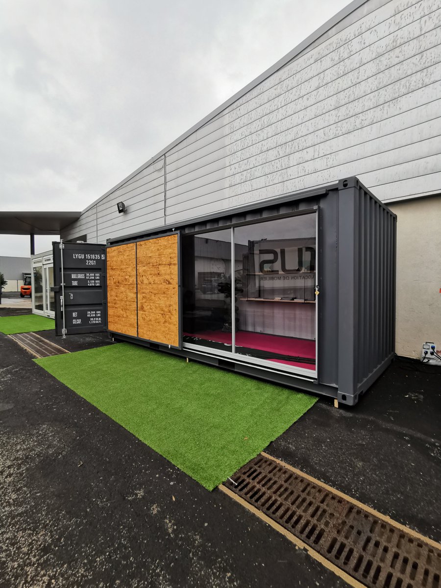 MouvBox's tweet photo. 🌿 Découvrez notre ZEN-BOX ✅ https://t.co/kQqqyUogxq
Ce modèle offre de multiples usages
C’est le #PoolHouse au fond de votre jardin🌴
🛍️ C’est aussi votre point d’accueil &amp; billetterie ou bien encore #ateliervelo

#mouvboxfrance #mouvbox #conteneurmaritime #conteneur #container https://t.co/p1b2iSyDgI