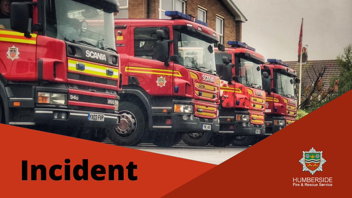 HumbersideFire's tweet photo. INCIDENT: We're currently in attendance at an incident in the Hessle area.

We advise local residents to close windows and doors. Please avoid the Priory Way to A63 area and be mindful there is a large amount of smoke in the area and surrounding roads. https://t.co/DmBuSZ5C2s
