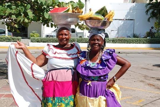 arquitecto_mx's tweet photo. Se viene el #FestivalDeCulturaDelCaribe en nuestras ciudades de #QuintanaRoo #Mexico; una fiesta de intercambio cultural con centroamérica y el caribe. Del 24 al 28 de noviembre. #Chetumal #Cozumel #IslaMujeres #Holbox #Cancún #Tulum #Bacalar #Belize #Guatemala https://t.co/xNEvwzG7WX
