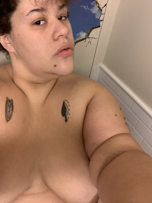 💋 https://t.co/OpULIJ0Lgm