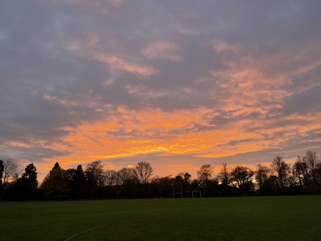 Another brilliant #rugby after school club over <a href="/HenleySchool/">Henley-in-Arden School</a>. Fantastic to see the students improvements grow week by week!  #WeAreWasps