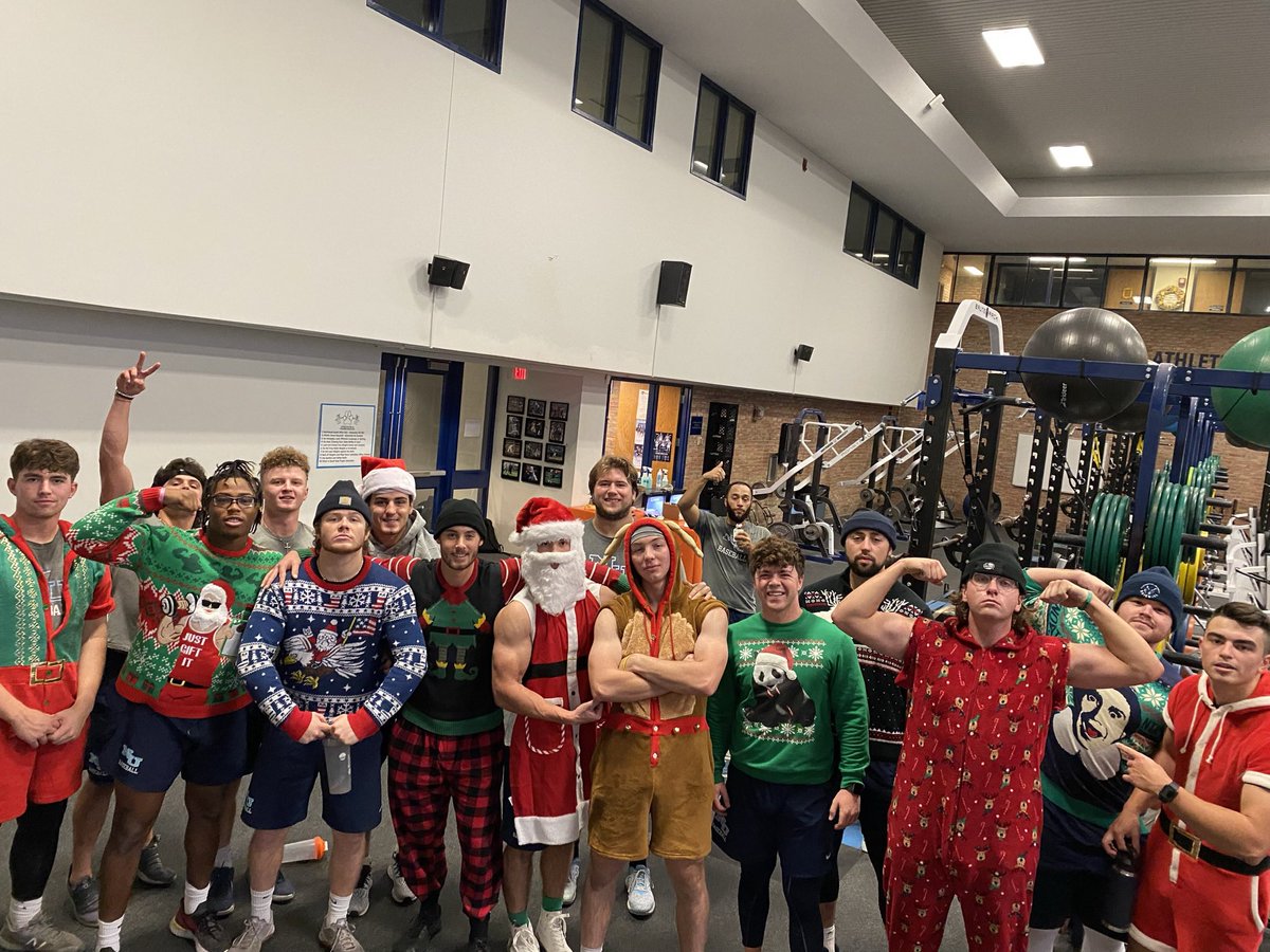 NorthwoodSnC's tweet photo. Last lift of the semester, @NUbaseballMI had a little fun #WellnessWednesday https://t.co/ispu6RFef1