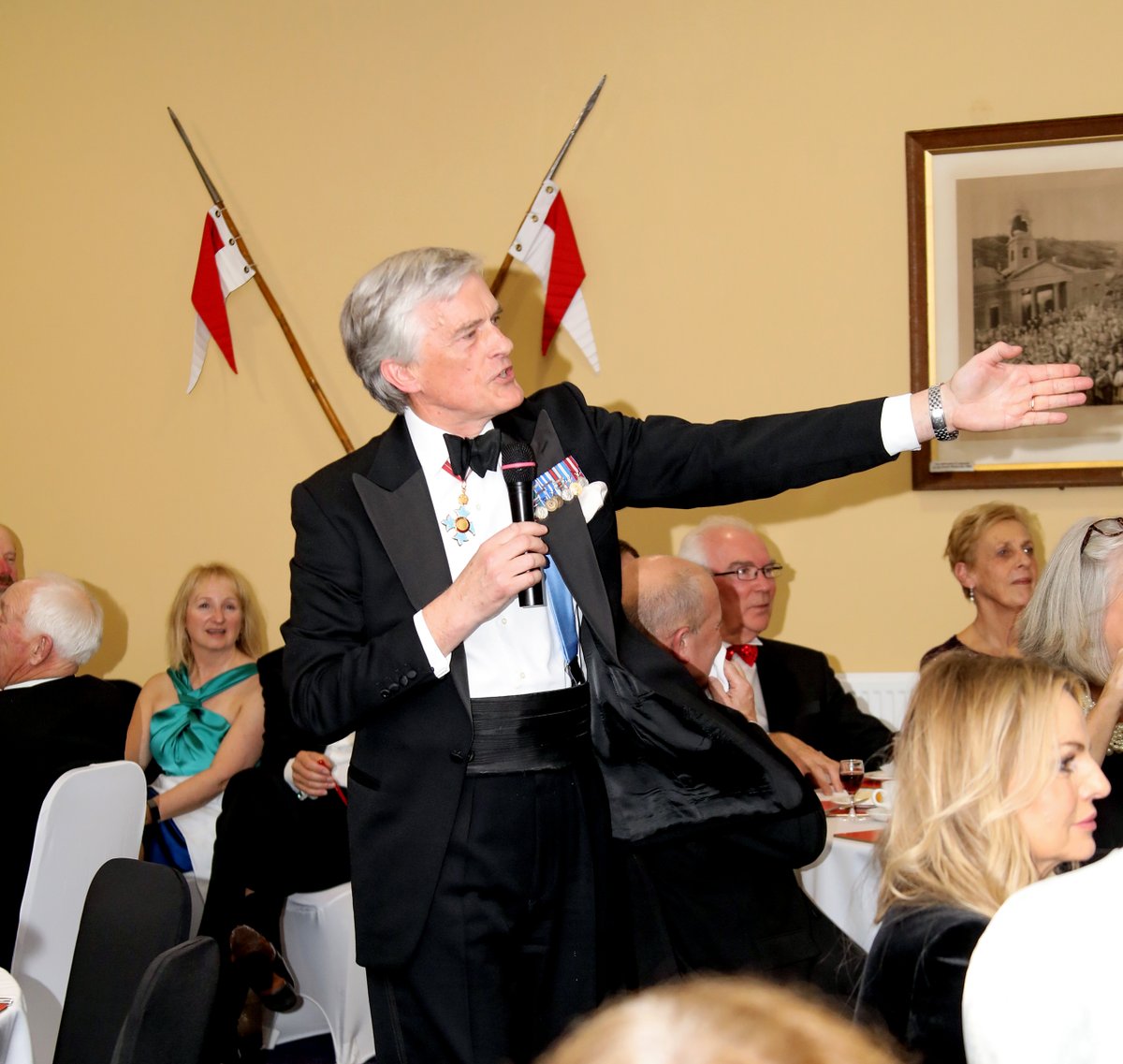 CO_AFC's tweet photo. Last week we hosted members of the local #Harrogate  community for a 'Gala' Dinner Night at the Foundation College. It was brilliant to have people back on site. Even better, we raised 💷£15,000 for @Soldierscharity! Thank you to @HarrogateTown @RHChelsea and @compassgroupuk https://t.co/mJsXgEaoSA