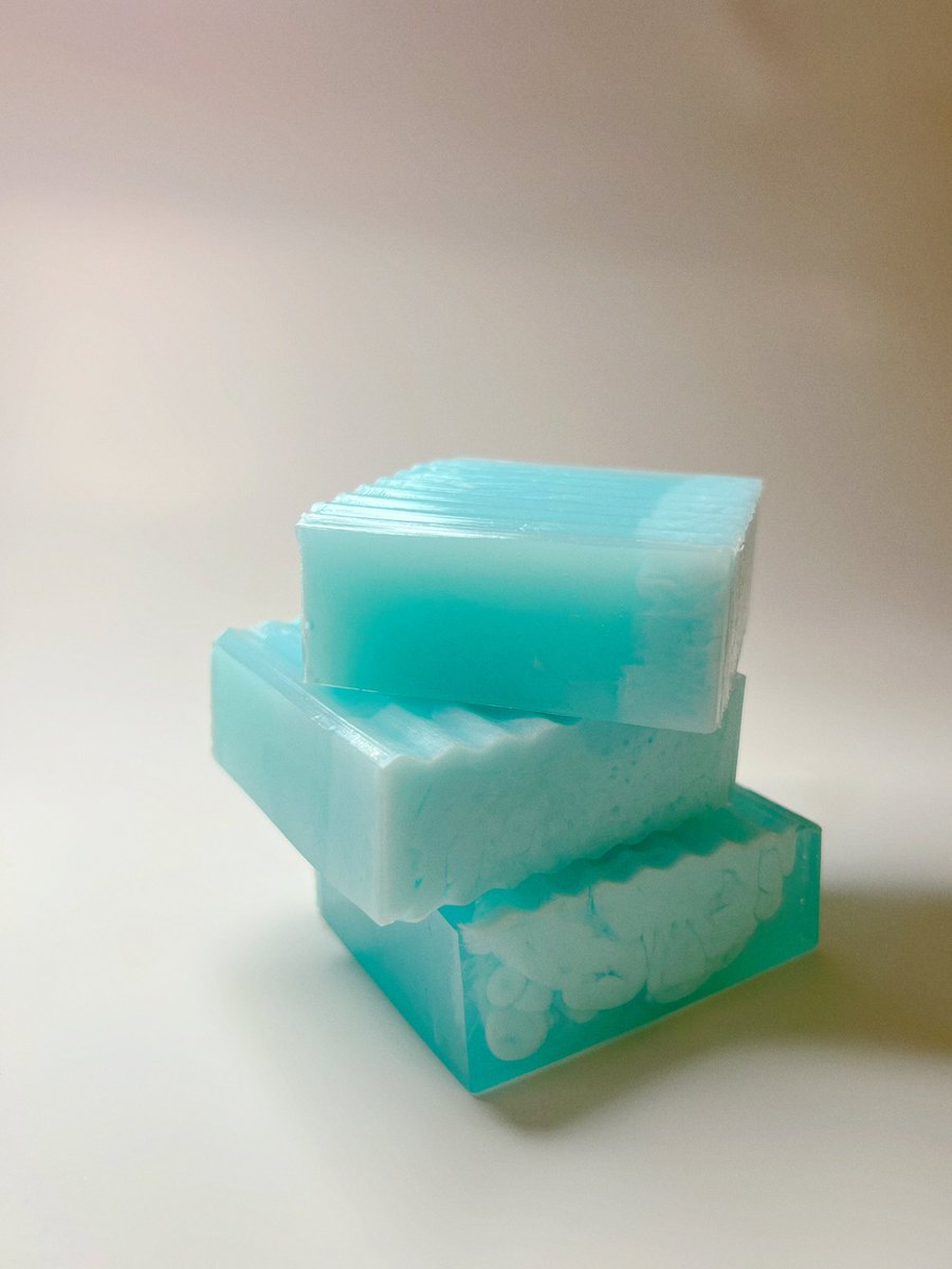 TamFORD_'s tweet photo. BACK IN STOCK @freespiritsuds 
https://t.co/73Og6kfBjj
Vapor Rub Bars 😮‍💨
These soap bars are perfect for relieving congestion and the body aches that come with the common cold, flu &amp; Covid!
♥️ #happyfluszn 😵‍💫 https://t.co/GZBQuGNNfP