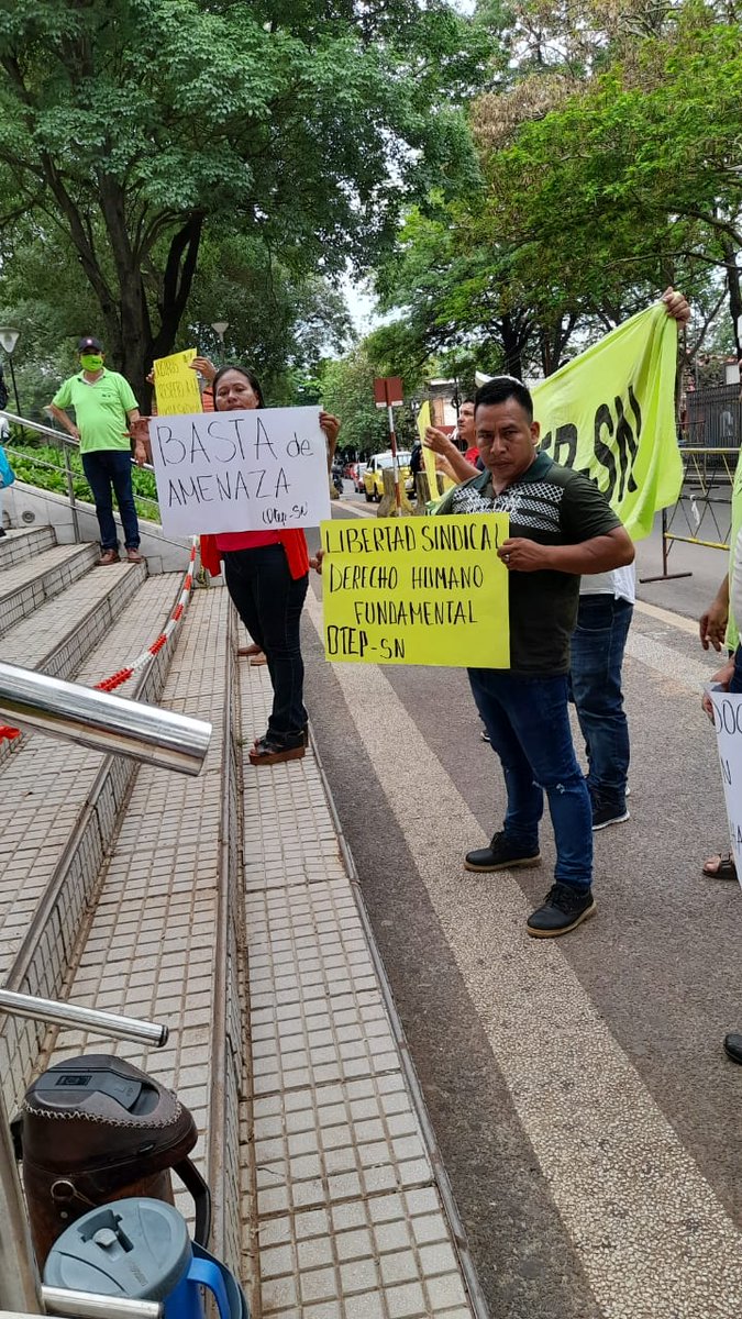 OtepSn's tweet photo. La OTEP-SN busca lograr una respuesta favorable a la solicitud de Amparo Constitucional presentada con el objetivo de evitar el descuento que pretende el MEC para aquellos docentes movilizados durante la lucha por el 16% camino al Salario Básico Profesional.
#LaLuchaContinúa https://t.co/DHmbL9RhW9