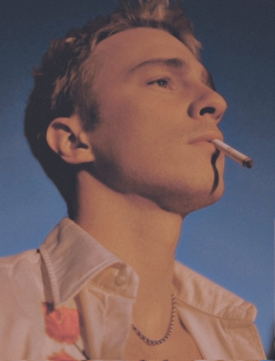 K00kingx's tweet photo. ⠀⠀
⠀⠀⠀⠀ ⠀⠀⠀⠀ 
⠀⠀ ❪ 🚬🌫️: 𝘐 𝘥𝘳𝘪𝘯𝘬 '𝘵𝘪𝘭 𝘐'𝘮 𝘥𝘳𝘶𝘯𝘬, 𝐒𝐌𝐎𝐊𝐄 • 𝘵𝘪𝘭 𝘐'𝘮 𝘩𝘪𝘨𝘩 
𝘊𝘢𝘴𝘵𝘭𝘦 𝘰𝘯 𝘵𝘩𝘦 𝘩𝘪𝘭𝘭 𝘸𝘢𝘬𝘦 𝘶𝘱 𝘪𝘯 𝘵𝘩𝘦   ɯe're ━━ 𝐒𝐊𝐘

⠀⠀⠀⠀ ⠀ https://t.co/O39QgI6Zp8