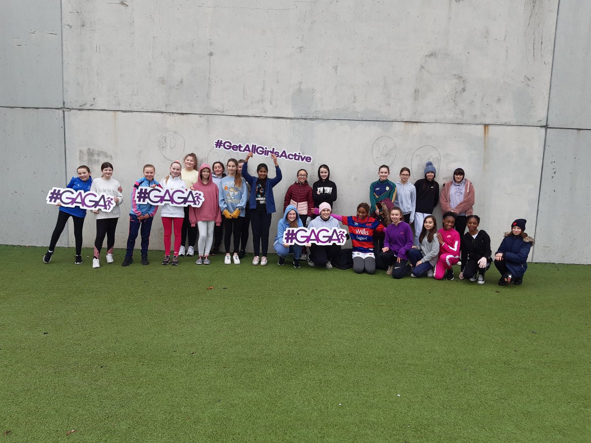 dccsportsrec's tweet photo. The cold wet morning didn’t dampen the spirits of the girls that took part in our multi-sport GAGA programme in the Clontarf pitches this morning.
The girls thoroughly enjoyed their football, tag rugby, athletics and ultimate Frisbee
#GAGA
#getallgirlsactive https://t.co/jI7LeJ8F31
