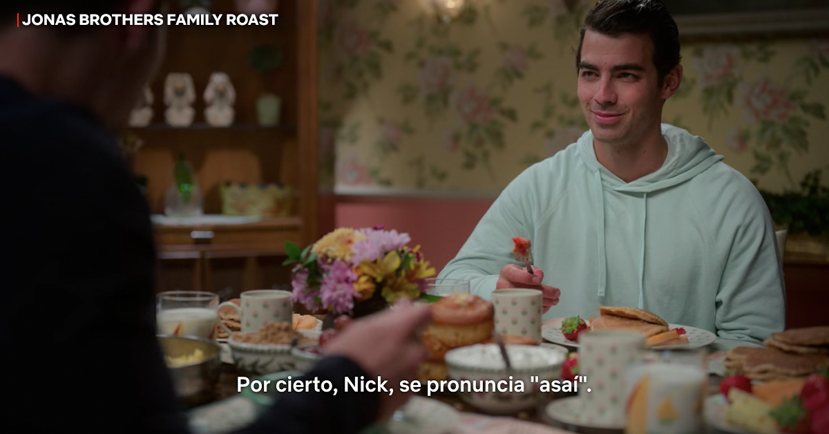 NetflixLAT's tweet photo. Esta y más conversaciones importantes en 'Jonas Brothers Family Roast'. Ya está disponible. https://t.co/cg6cULgtps