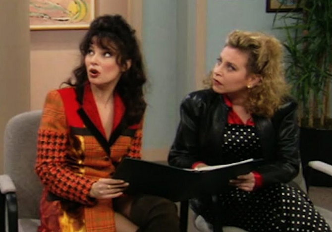 Dwightcrazy's tweet photo. Happy birthday to #RachelChagall who was Val in "The Nanny" 📺 https://t.co/INm6EhFXPJ
