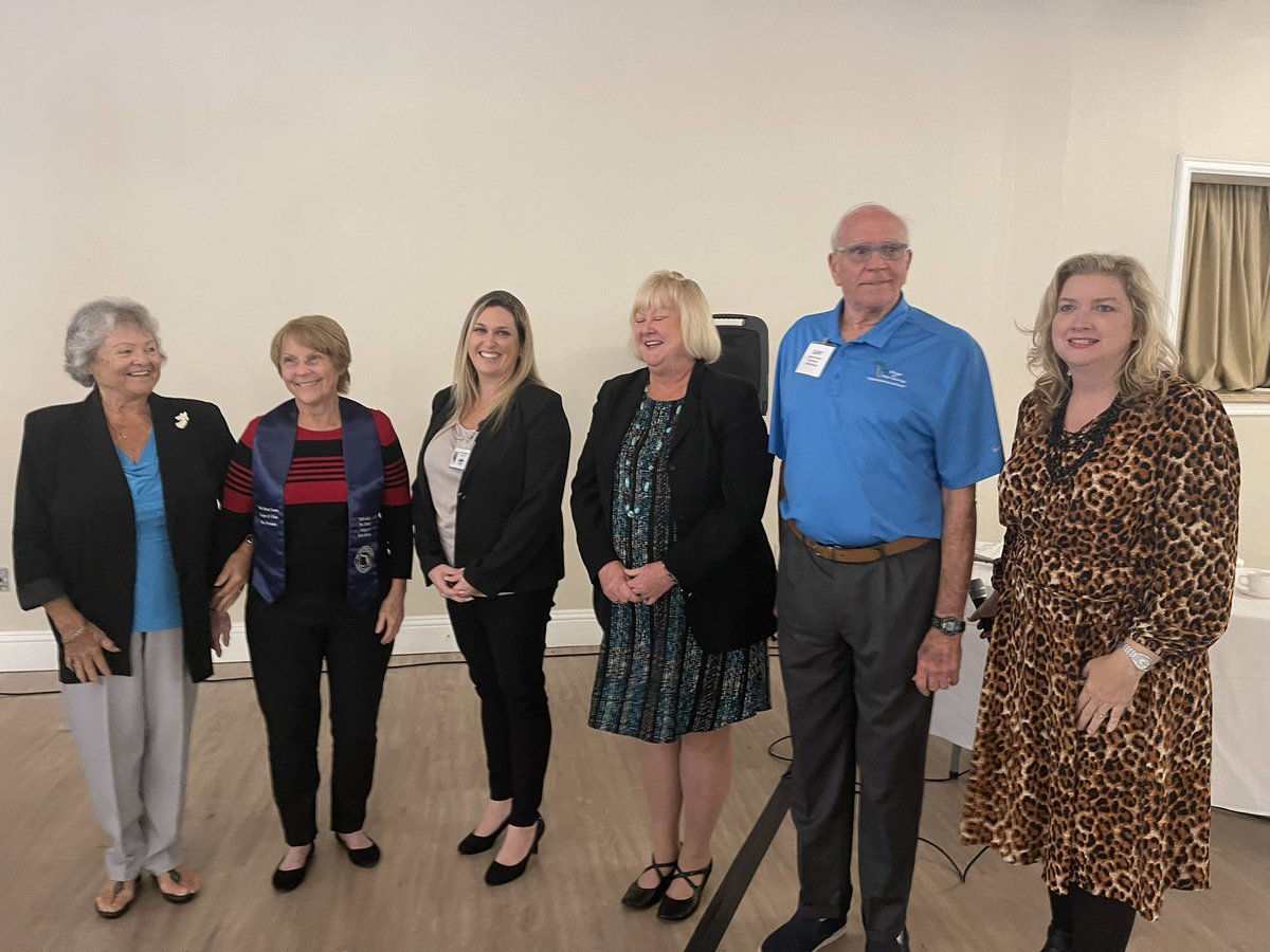pbcloc's tweet photo. The Palm Beach County League of Cities is having their General Membership Meeting hosted by the City of Boynton Beach at Benvenuto’s where the Read for the Record Awards were won by Lake Park, Palm Springs and Wellington and FL League of Cities E.D Jeanie Garner updated the group https://t.co/wLDawFt2UQ