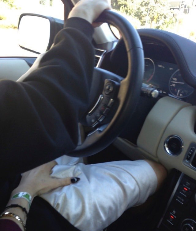 hotcouplemood's tweet photo. teaching her how to drive https://t.co/JjwS1ExRiL