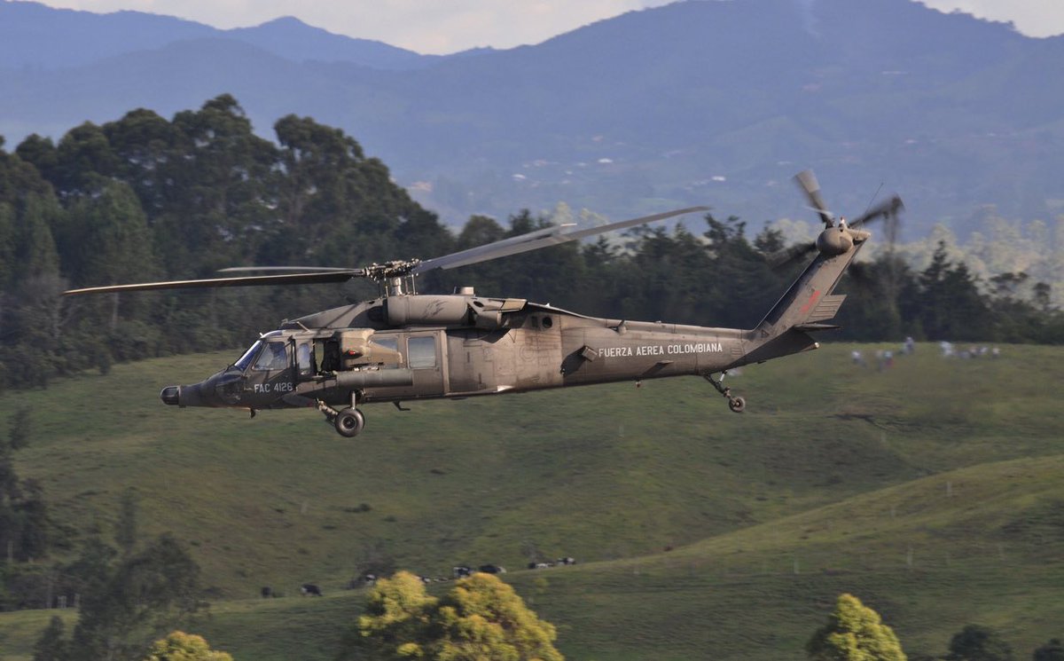 PucaraDefensa's tweet photo. La empresa @Sikorsky y la colombiana #CIAC juntas para apoyar la flota de #BlackHawk
@COL_EJERCITO @RevistaFAC #helicoptero @FuerzaAereaCol #FACol #uh60l #s70i @PoliciaColombia @FuerzasMilCol @HelisDatabase #helicopter #FFEE #guerrilla
https://t.co/dov0CBtJZv https://t.co/F1yh0aiSAK