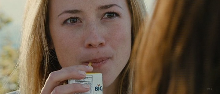 Karine Vanasse was born on this day 38 years ago. Happy Birthday! What\s the movie? 5 min to answer! 