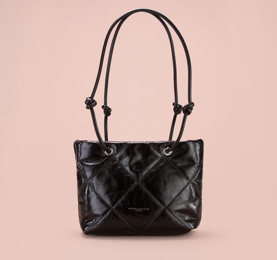 Dernashop's tweet photo. @GianniChiariniC  - Kate - shoulder bag in soft glossy black padded leather, featuring long handles with knots. Made in Italy! @Dernashop https://t.co/hTSWkRyZSz