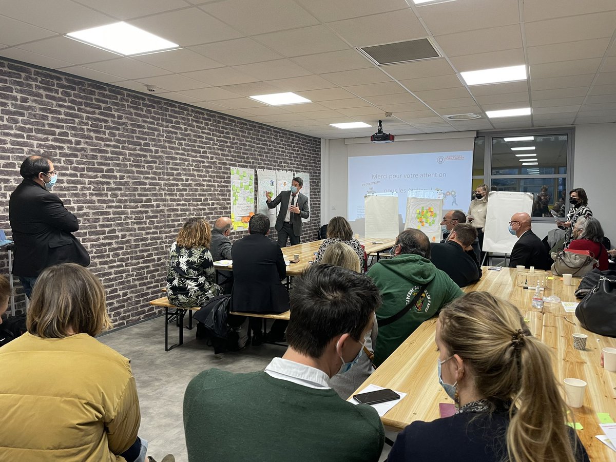 OPitault's tweet image. Quelle formule magique pour acculturer les 11-16 ans a l’#industrie ? Impliquer les industriels, les prescripteurs ? 🏭

Autant d’enjeux à intégrer dans les candidatures à l’appel à projet #ILYSE - Fondation pour la #mediationindustrielle. 
Merci pour ce riche moment de partage!