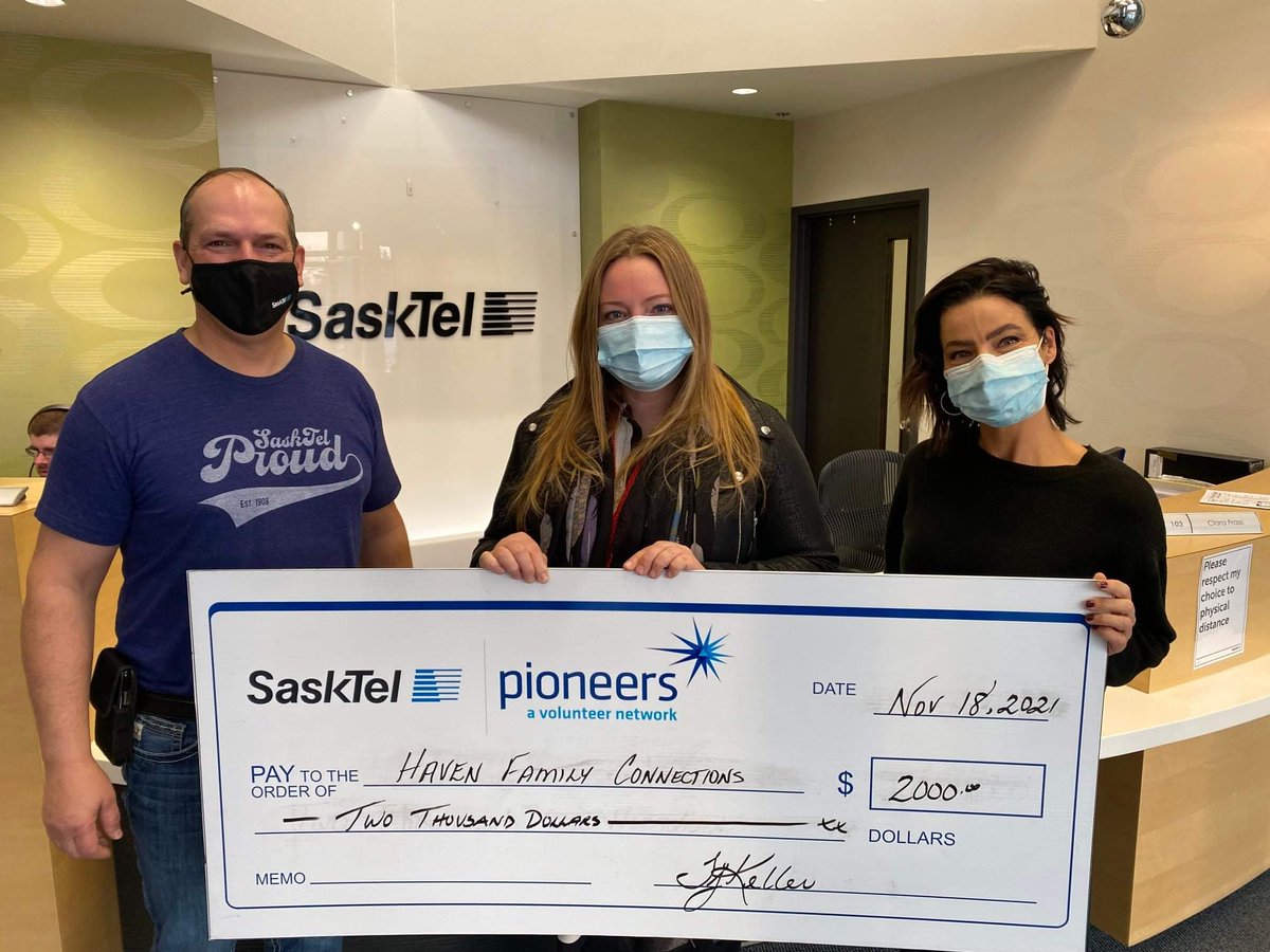 sasktelpioneers's tweet image. #SaskTelProudDay! 
#SasktelPioneers, Bridge City Chapter, presented a cheque for $2,000 to Haven Family Connections!!🙌 
@havenfamily 
#makingadifferenceinourcommunity