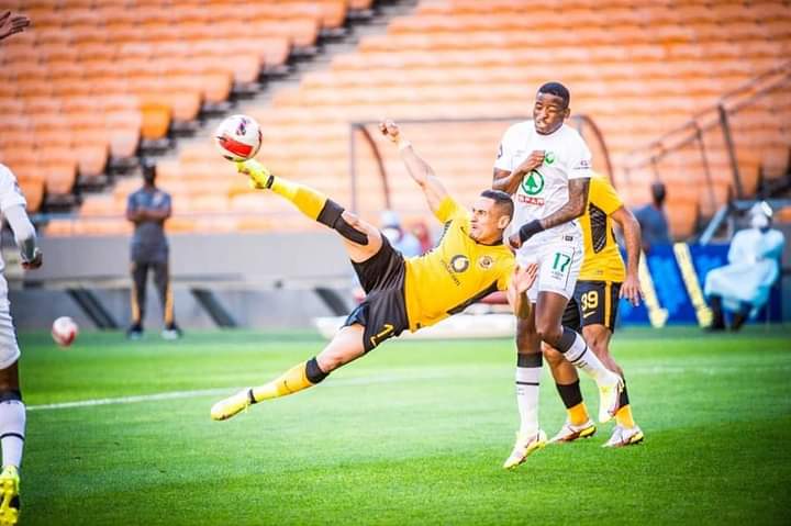 MabalengSC's tweet photo. #DStvPrem FT SCORE| 24 Nov 2021
@KaizerChiefs 1️⃣➖1️⃣ @AmaZuluFootball
The game ends in a draw
🥅(Buchanan o.g 20’) Kaizer Chiefs
🥅 AmaZulu FC (Ntuli 77’)
#Amakhosi4Life #DstvPremiership #Amakhosi #Mabalengsc #Usuthu #AmaZuluFC #Amazulu #HebeUsuthu #MabalengSportsCenter #PSL https://t.co/8i7Q7ttV3t