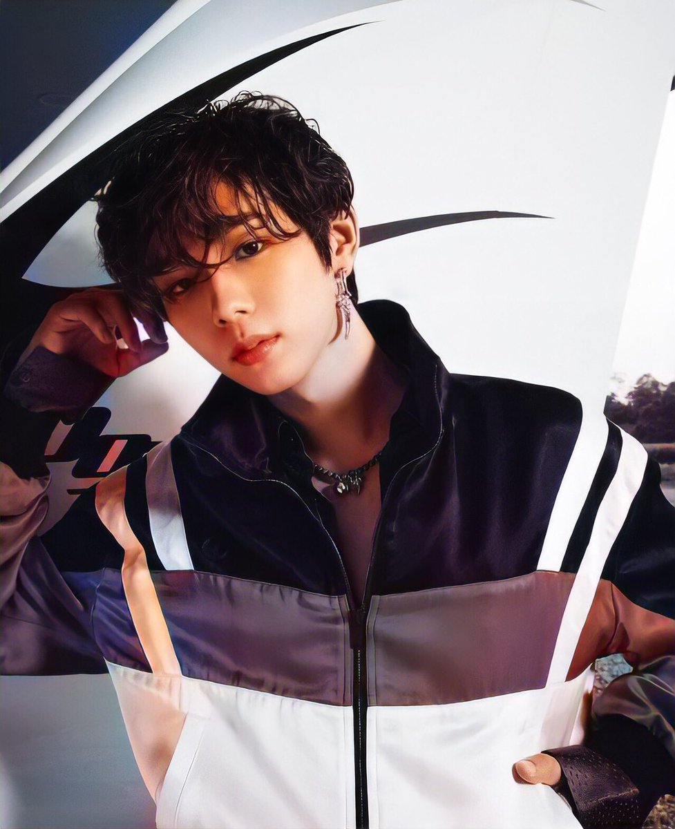 squaredones_'s tweet photo. happy shotaro day everyone 🦦🏹 https://t.co/iieti3CeEK