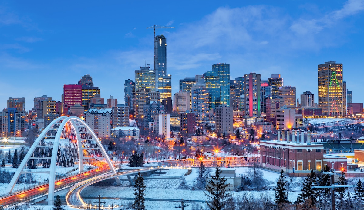 While the Vancouver and Toronto Real Estate markets continue to lead Canadian cities in terms of investment and development prospects, every region has its own opportunities and challenges. Explore the 10 Canadian real estate markets to watch in 2022. Read buff.ly/3p0E898