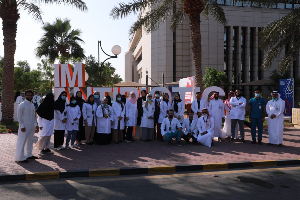 YJishi's tweet photo. @KFSHDammam Antimicrobial Stewardship Program awaerness campaign 
" Handle Antimicrobials With Care " https://t.co/p9oYn5BgVe