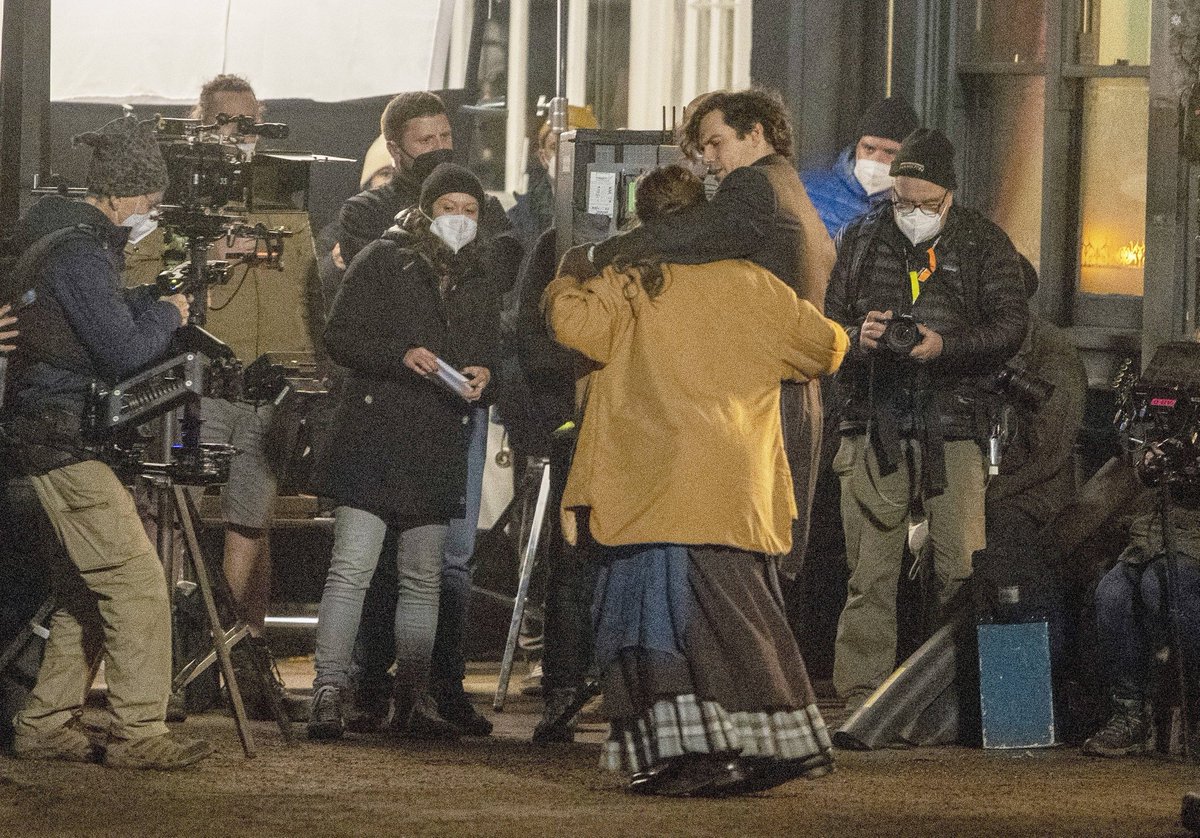 enolasource's tweet photo. Millie Bobby Brown &amp; Henry Cavill on the set of 'Enola Holmes 2' ! https://t.co/Fvdr1p010C