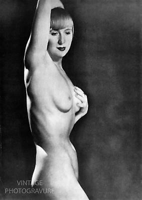 1/14) زنی در قرن بیستم بود که بیش از هر کس دیگری سوژه‌ی نقاشی بوده است: #سوزی_سولیدور
این رشته توئیت در مورد اوست.

اگر حوصله داشتید بخوانید:
(عکسی که #من_ری از سوزی سولیدور گرفته است)