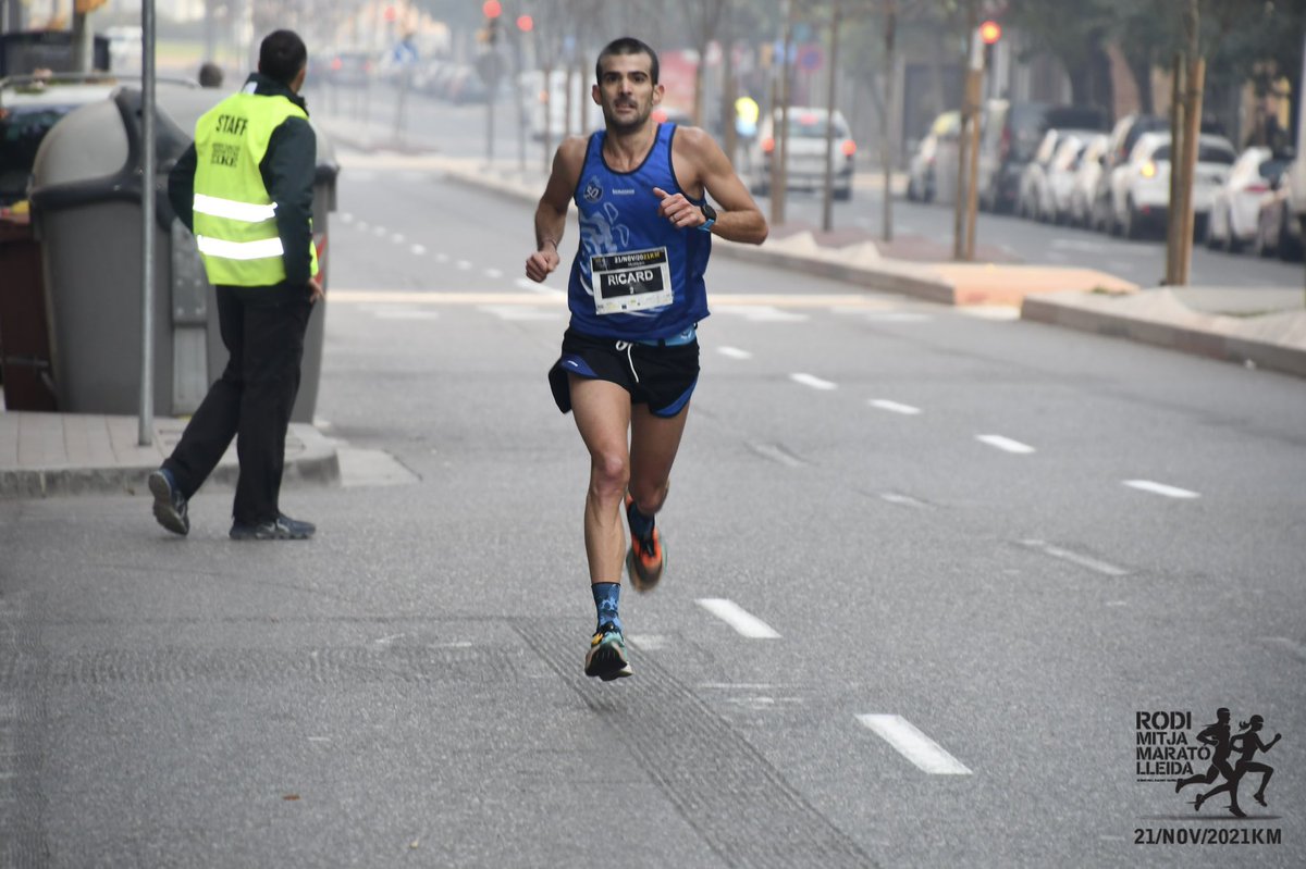 mitjalleida's tweet photo. El gran Ricard Pastó va guanyar aquest diumenge per 2a vegada la #RodiMitjaLleida. Un gran atleta al qui estimem molt a Lleida. Després de córrer la @maratobarcelona no s’ha volgut perdre la mitja i va aconseguir un gran registre d’1:06:48. FELICITATS, RICARD! https://t.co/ZHR0553Zxt