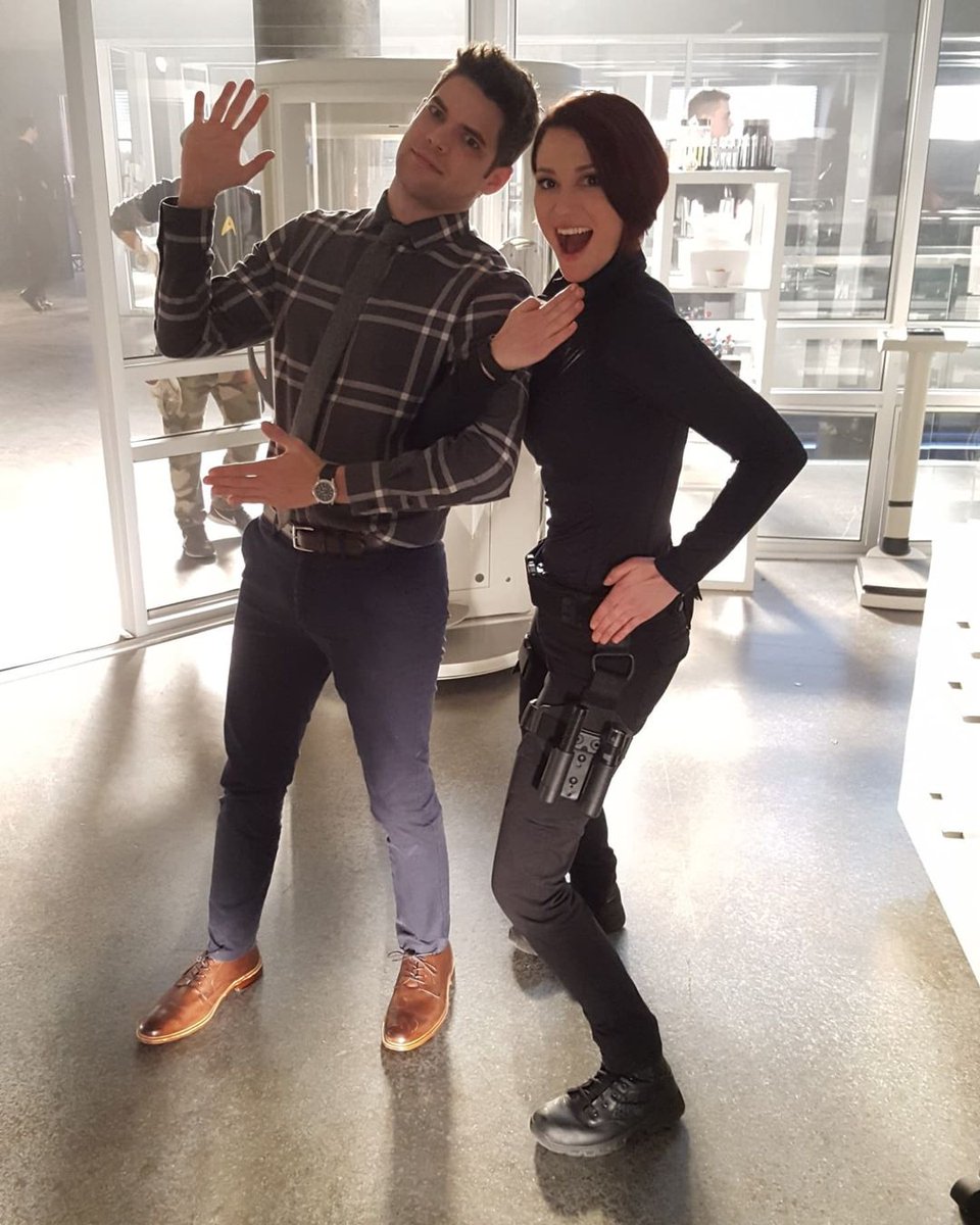 KaraZor_El's tweet photo. #Repost @mlevi_art 

Supergirl Season 3 part 4 #bts photos. Good times

I understand that you want to share these images and I happy you do, but a little credit goes a long way. Enjoy the pics.

#mlevi
#mleviart 
#film
#filmindustry 
#supergirl
... https://t.co/q6WklyXhCg