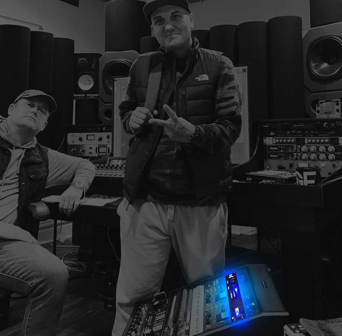 @heezonfire focusing on clients like @freshman_woes rather than wasting time with old outdated traditional patch bay cables. Join thousands of audio engineers around the world switching to the industries leading &amp; most trusted analog routing solution… The PATCH Series!