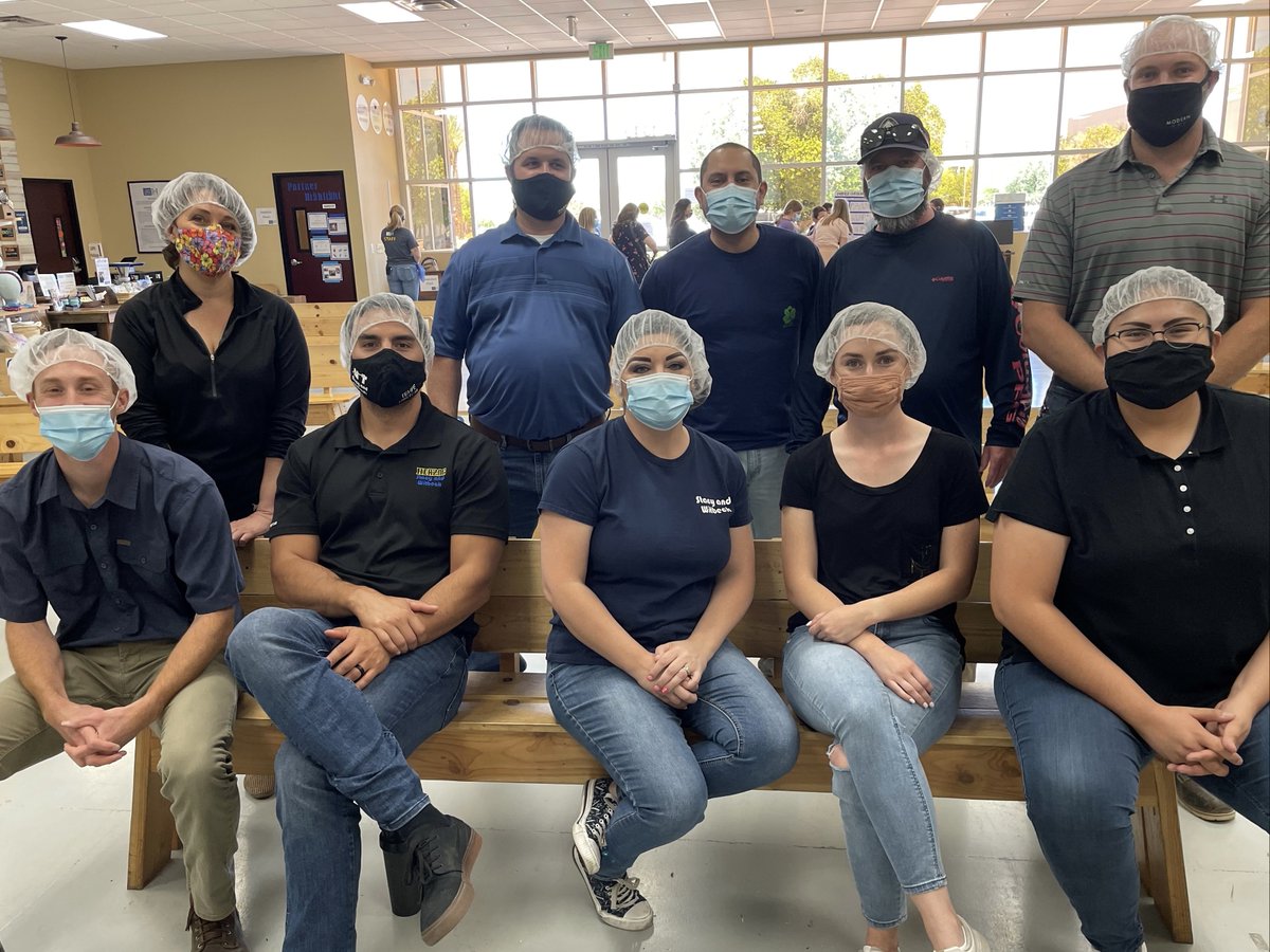 We are extra grateful this season for the opportunity to serve the communities in which we work. A big thanks to our employees who rolled up their sleeves and volunteered this year. We wish you &amp; your families a wonderful holiday season. Happy Thanksgiving! - Stacy and Witbeck