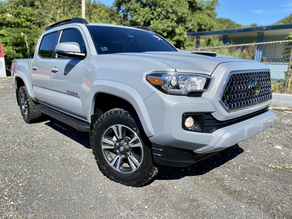 LuisDavid1099's tweet photo. 🚨2018 Toyota Tacoma SR5 DoubleCab 5’🚨
55k millas 

📲787-930-4807 Luis Rivera Auto Sales https://t.co/vvHB6XU3JY