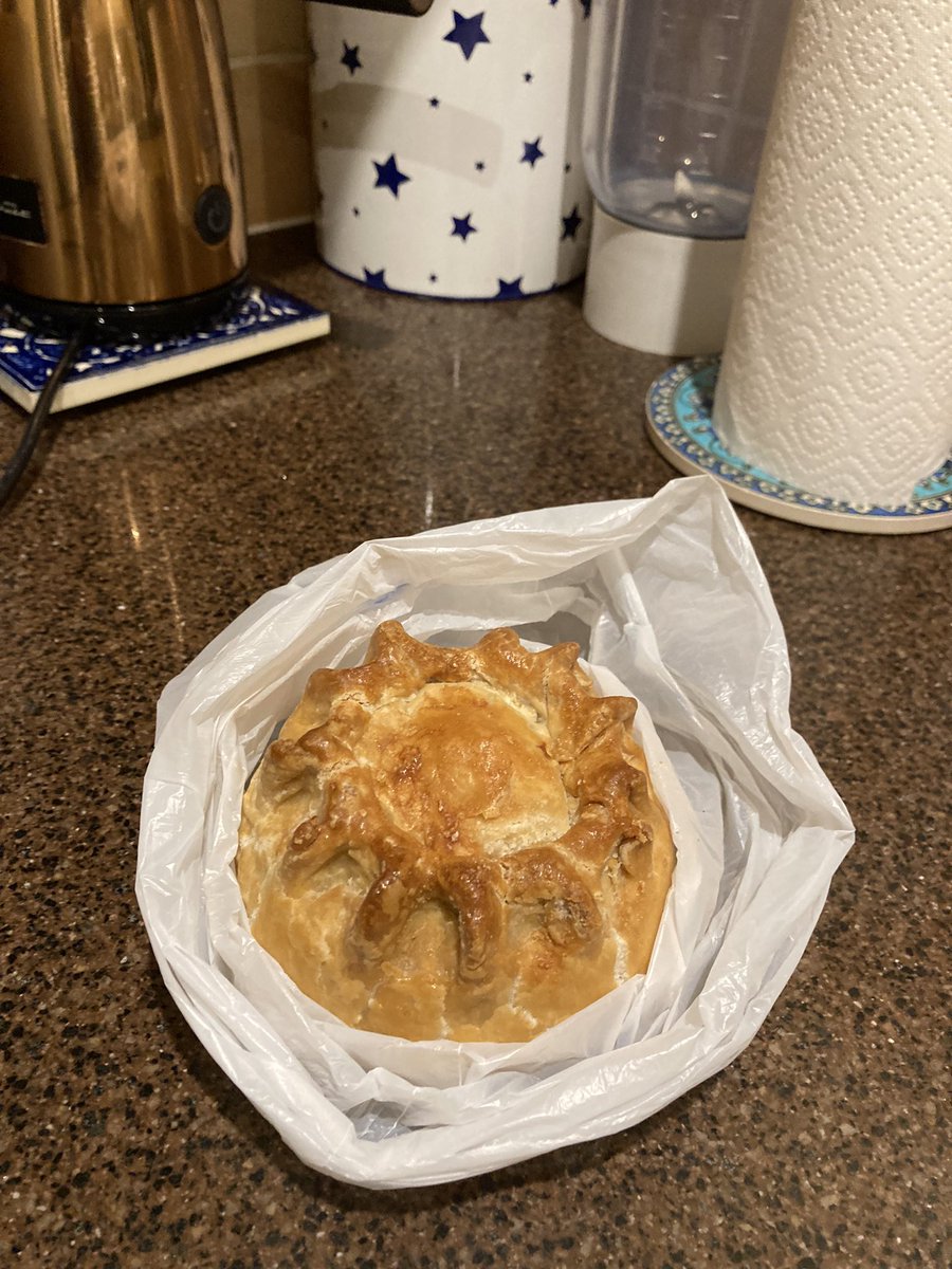 CattyJacques's tweet photo. I’m staying with Mr Fulham for a few days. We’re going to road test this beast tomorrow. We are both big fans of pork pies. https://t.co/i5kuKvOS4J