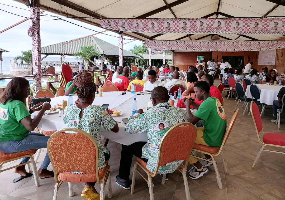 OJA_PDGE tweet media