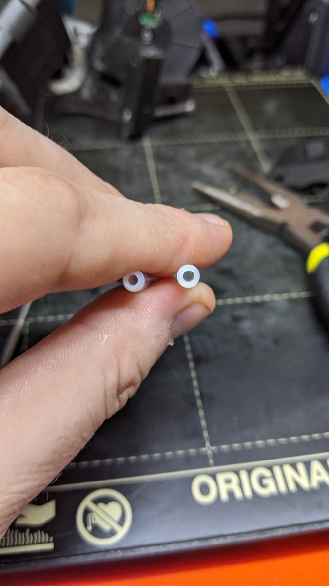 3D_Musketeers's tweet image. Been struggling with this #printfail recently, and to top it all off the time-lapse got messed up (kinda). Video later today! The normal Wednesday video will be tomorrow. Stay tuned! 

The #printfailfriday this week will be going over all this. Excited to share some findings!