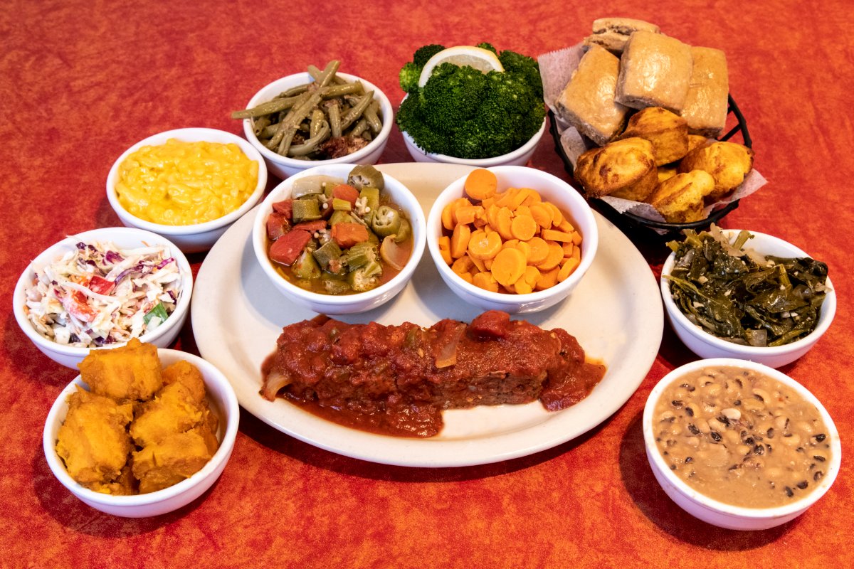 hooversez's tweet photo. Which one will you gobble down first? 🦃🤤 https://t.co/tEwBSFW2ZA